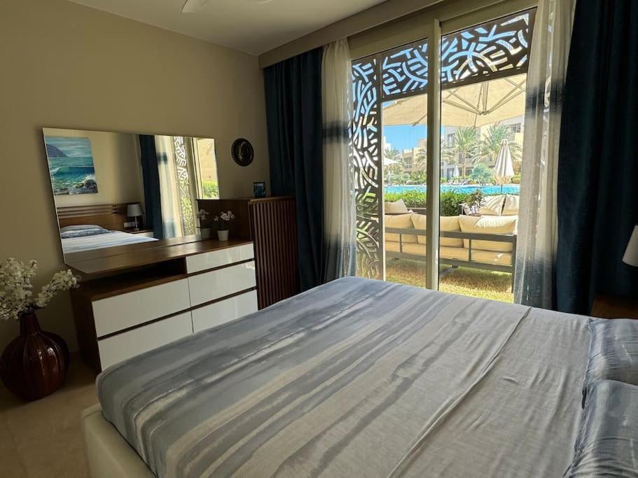 Luxurious Private Getaway In Mangroovy Apartament Hurghada