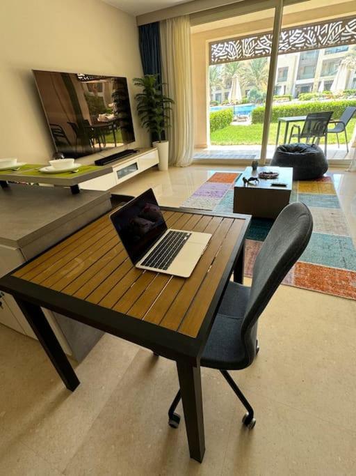 Luxurious Private Getaway In Mangroovy *